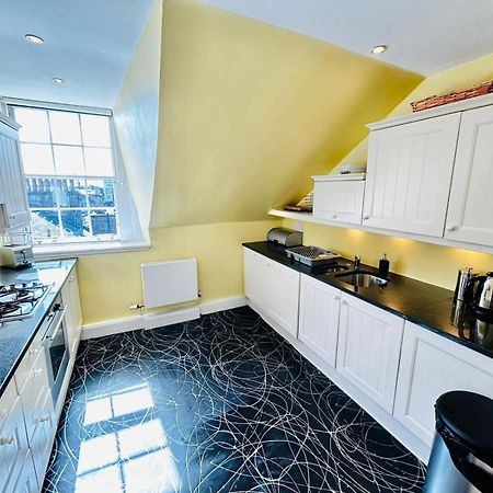 Parliament Sq Apartment เอดินบะระ ภายนอก รูปภาพ
