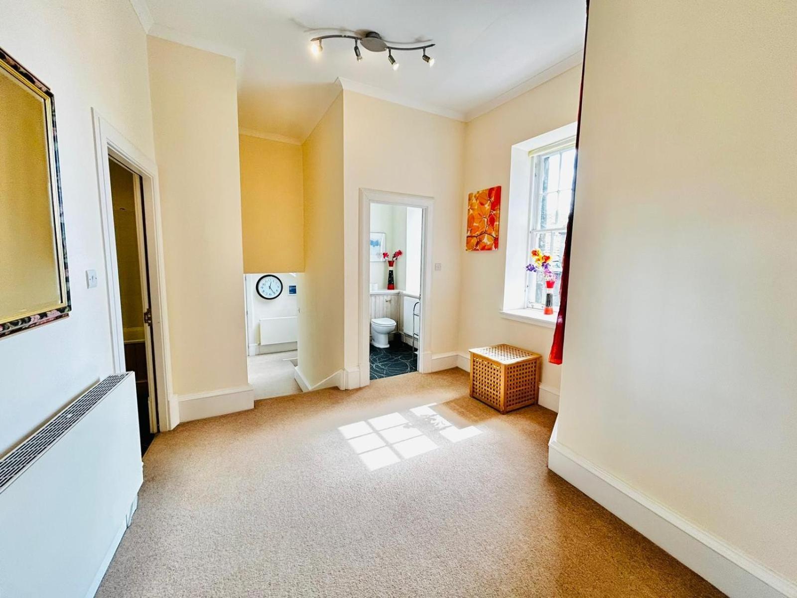 Parliament Sq Apartment เอดินบะระ ภายนอก รูปภาพ