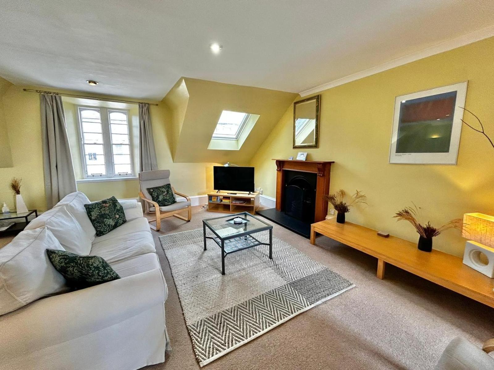 Parliament Sq Apartment เอดินบะระ ภายนอก รูปภาพ