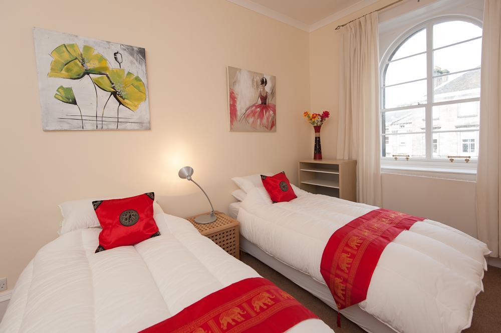 Parliament Sq Apartment เอดินบะระ ภายนอก รูปภาพ